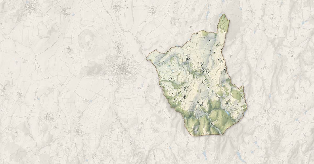 Portrait cartographique de Égliseneuve-près-Billom : relief, eau, forêts, bâti et voies, calculés à partir des données de l'IGN