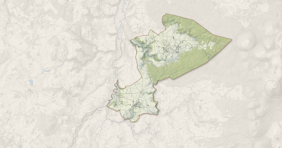Portrait cartographique de Mazaye : relief, eau, forêts, bâti et voies, calculés à partir des données de l'IGN