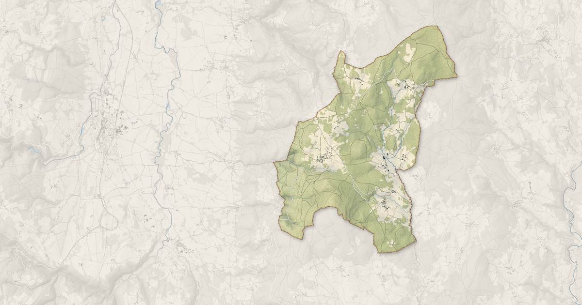 Portrait cartographique de Medeyrolles : relief, eau, forêts, bâti et voies, calculés à partir des données de l'IGN