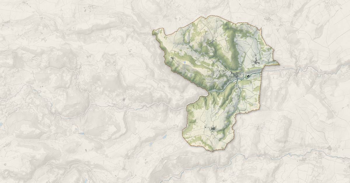 Portrait cartographique de Montaigut-le-Blanc : relief, eau, forêts, bâti et voies, calculés à partir des données de l'IGN