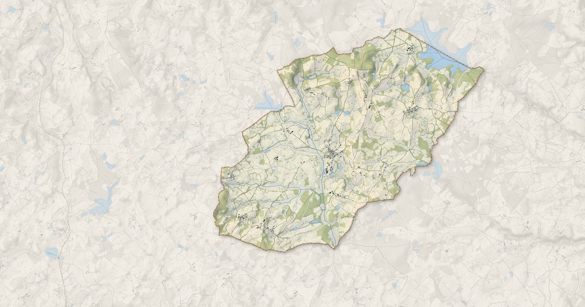 Portrait cartographique de Montel-de-Gelat : relief, eau, forêts, bâti et voies, calculés à partir des données de l'IGN