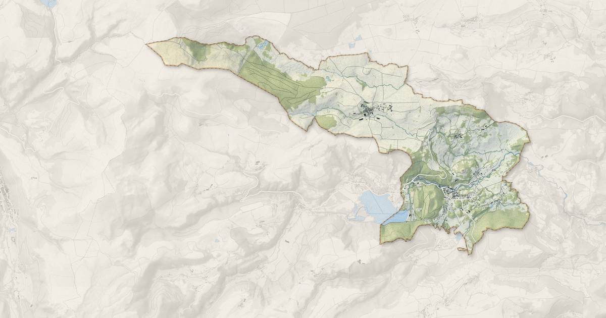 Portrait cartographique de Murol : relief, eau, forêts, bâti et voies, calculés à partir des données de l'IGN