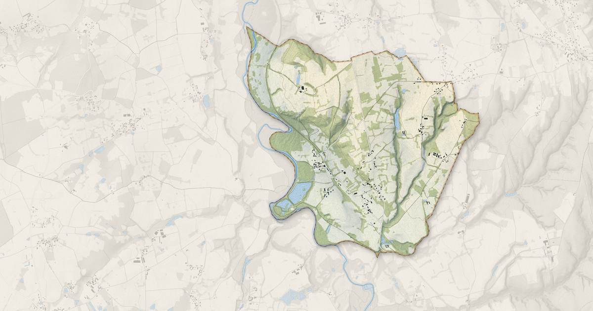 Portrait cartographique de Noalhat : relief, eau, forêts, bâti et voies, calculés à partir des données de l'IGN