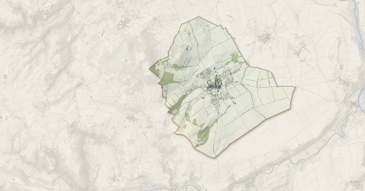 Portrait cartographique de Plauzat : relief, eau, forêts, bâti et voies, calculés à partir des données de l'IGN