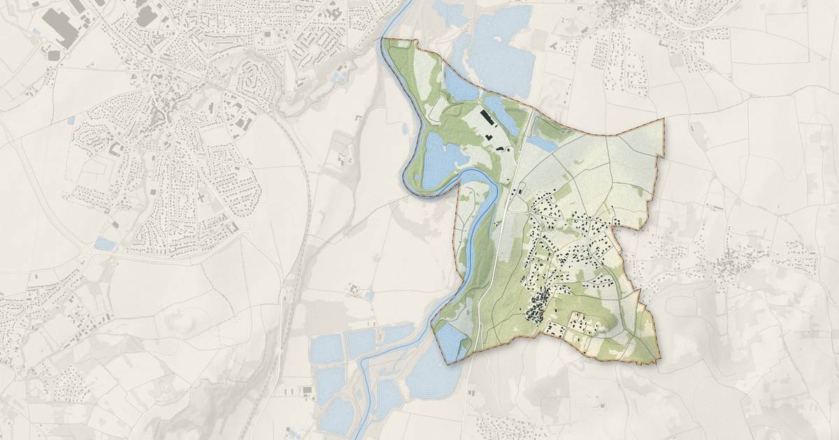 Portrait cartographique de La Roche-Noire : relief, eau, forêts, bâti et voies, calculés à partir des données de l'IGN