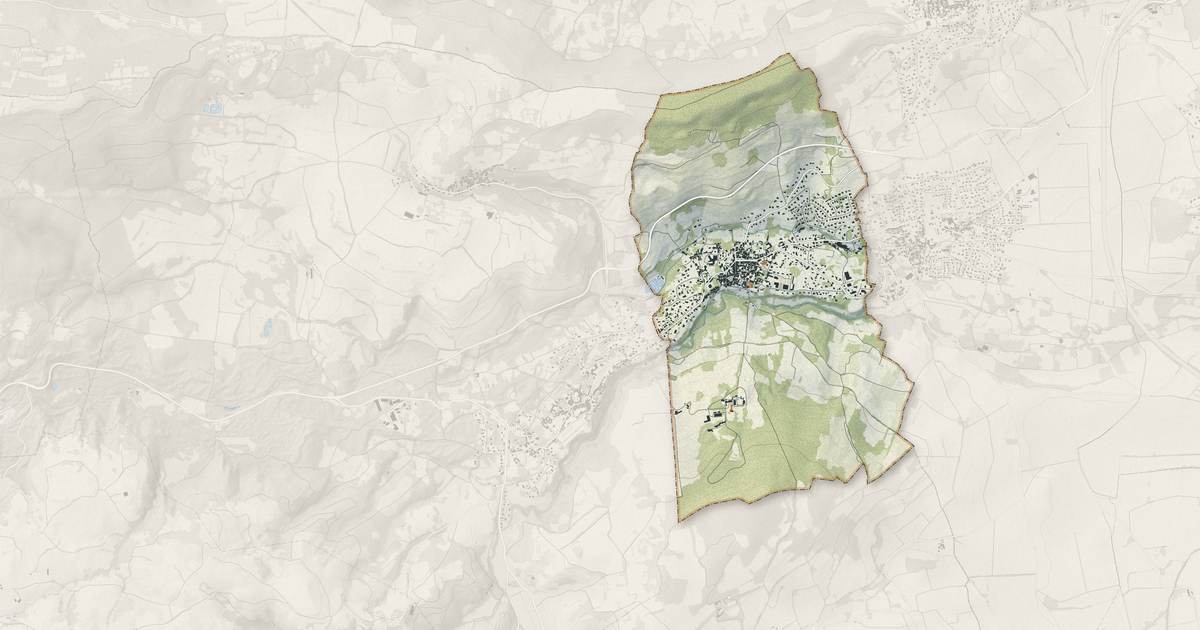 Portrait cartographique de Saint-Amant-Tallende : relief, eau, forêts, bâti et voies, calculés à partir des données de l'IGN