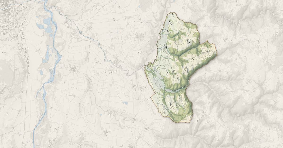 Portrait cartographique de Saint-Jean-en-Val : relief, eau, forêts, bâti et voies, calculés à partir des données de l'IGN