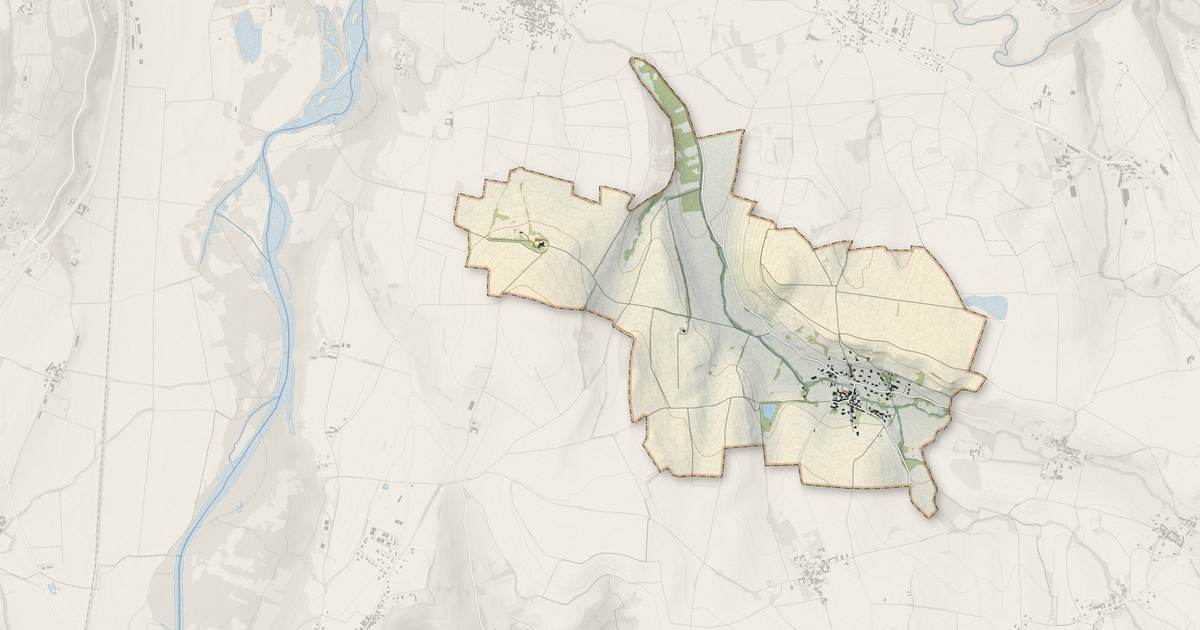 Portrait cartographique de Saint-Martin-des-Plains : relief, eau, forêts, bâti et voies, calculés à partir des données de l'IGN