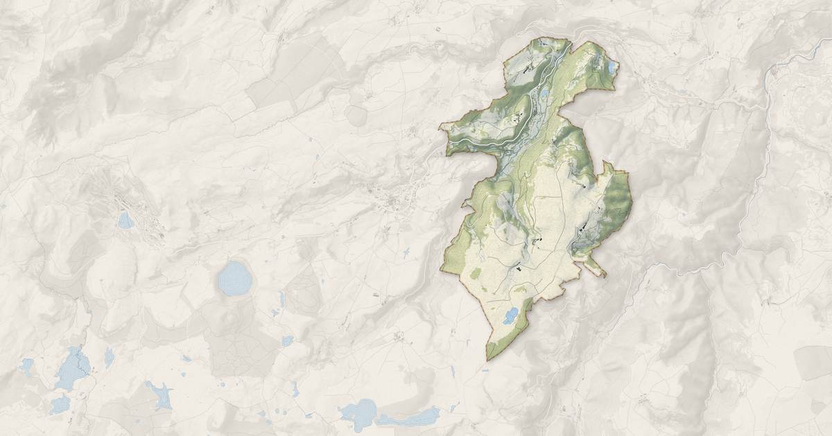 Portrait cartographique de Saint-Pierre-Colamine : relief, eau, forêts, bâti et voies, calculés à partir des données de l'IGN