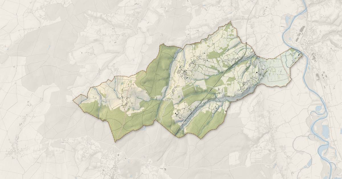 Portrait cartographique de Saint-Sylvestre-Pragoulin : relief, eau, forêts, bâti et voies, calculés à partir des données de l'IGN