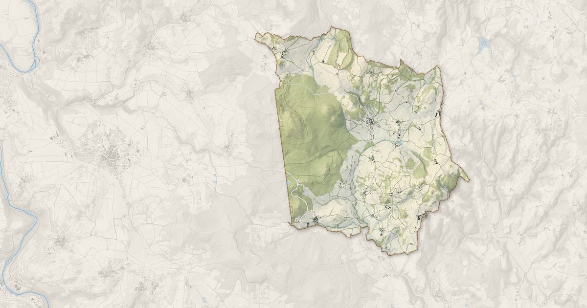 Portrait cartographique de Sallèdes : relief, eau, forêts, bâti et voies, calculés à partir des données de l'IGN