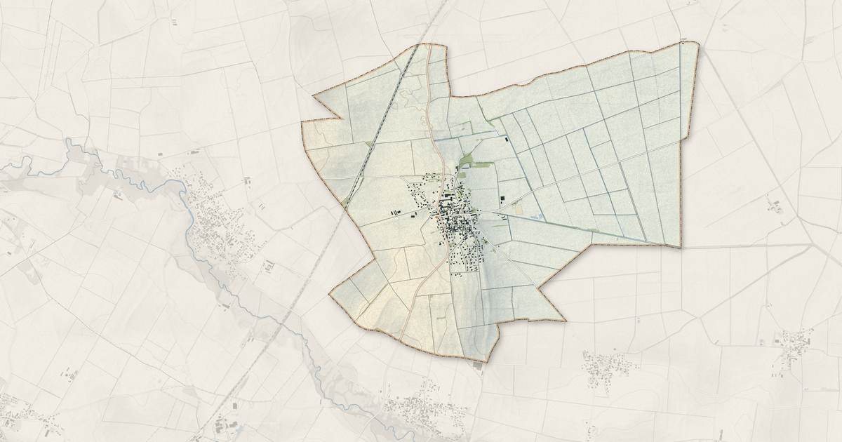 Portrait cartographique de Surat : relief, eau, forêts, bâti et voies, calculés à partir des données de l'IGN