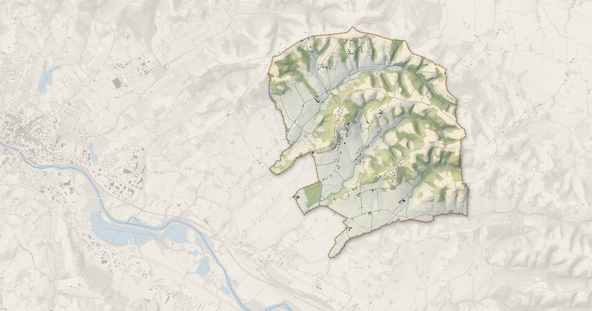 Portrait cartographique de Balansun : relief, eau, forêts, bâti et voies, calculés à partir des données de l'IGN