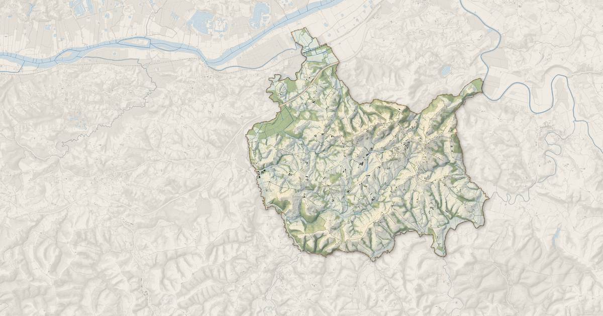 Portrait cartographique de Bardos : relief, eau, forêts, bâti et voies, calculés à partir des données de l'IGN