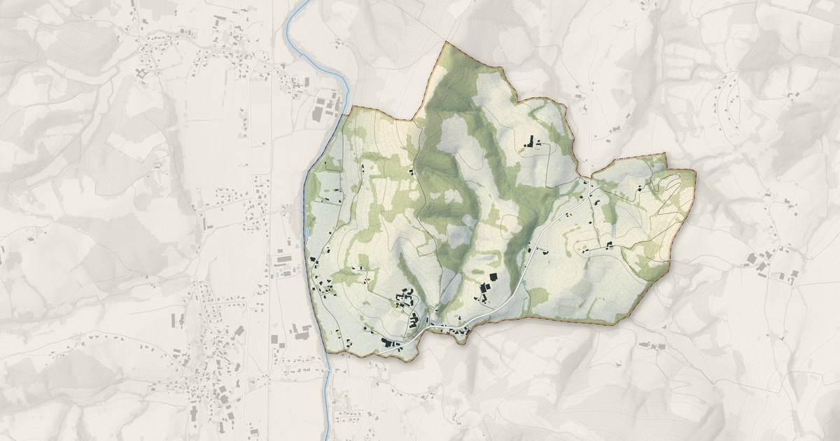 Portrait cartographique de Berrogain-Laruns : relief, eau, forêts, bâti et voies, calculés à partir des données de l'IGN