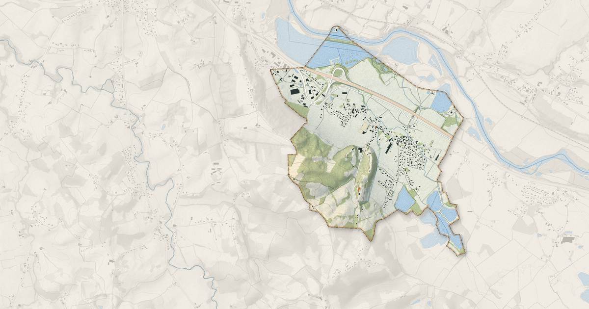 Portrait cartographique de Biron : relief, eau, forêts, bâti et voies, calculés à partir des données de l'IGN