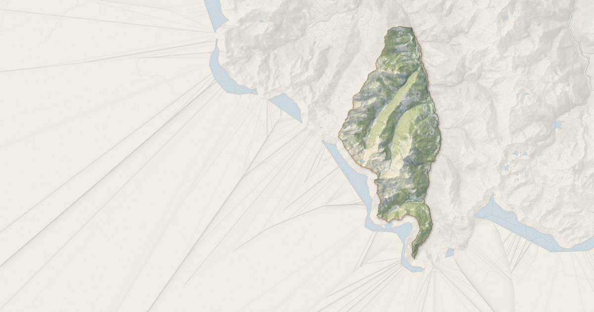 Portrait cartographique de Borce : relief, eau, forêts, bâti et voies, calculés à partir des données de l'IGN