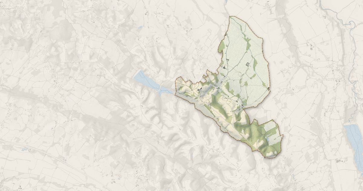 Portrait cartographique de Boumourt : relief, eau, forêts, bâti et voies, calculés à partir des données de l'IGN