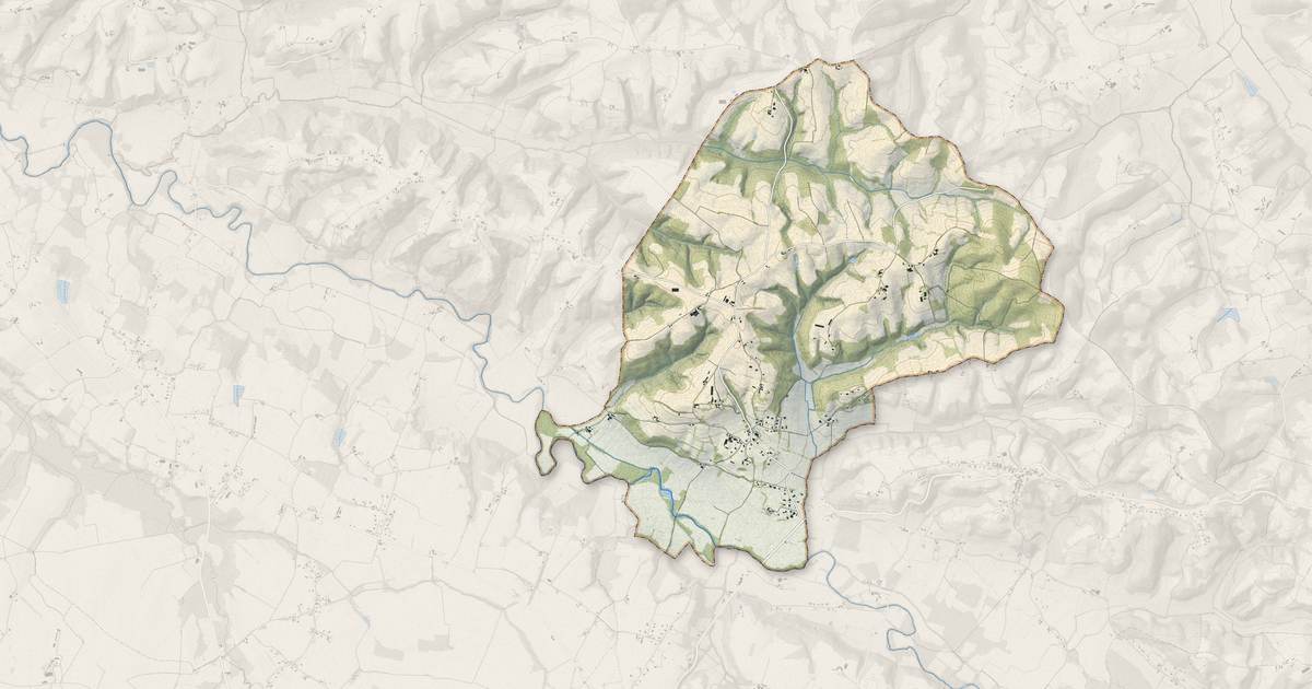 Portrait cartographique de Casteide-Candau : relief, eau, forêts, bâti et voies, calculés à partir des données de l'IGN