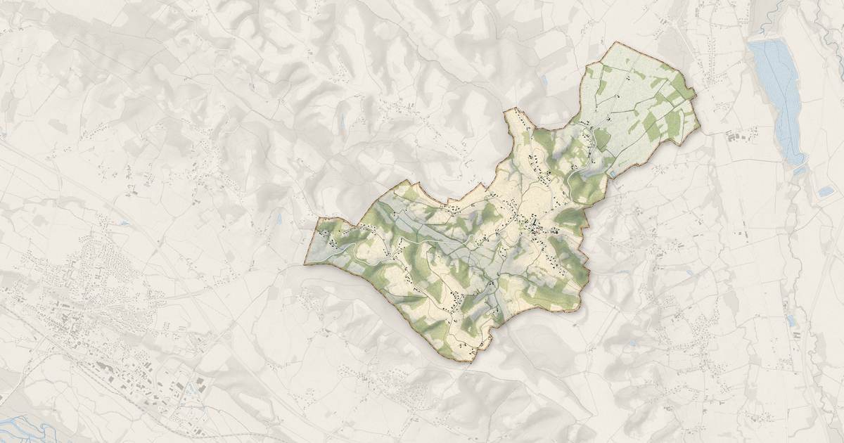Portrait cartographique de Cescau : relief, eau, forêts, bâti et voies, calculés à partir des données de l'IGN