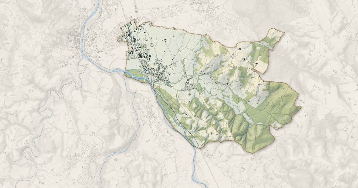 Portrait cartographique de Coarraze : relief, eau, forêts, bâti et voies, calculés à partir des données de l'IGN