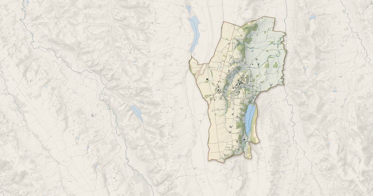 Portrait cartographique de Garlin : relief, eau, forêts, bâti et voies, calculés à partir des données de l'IGN