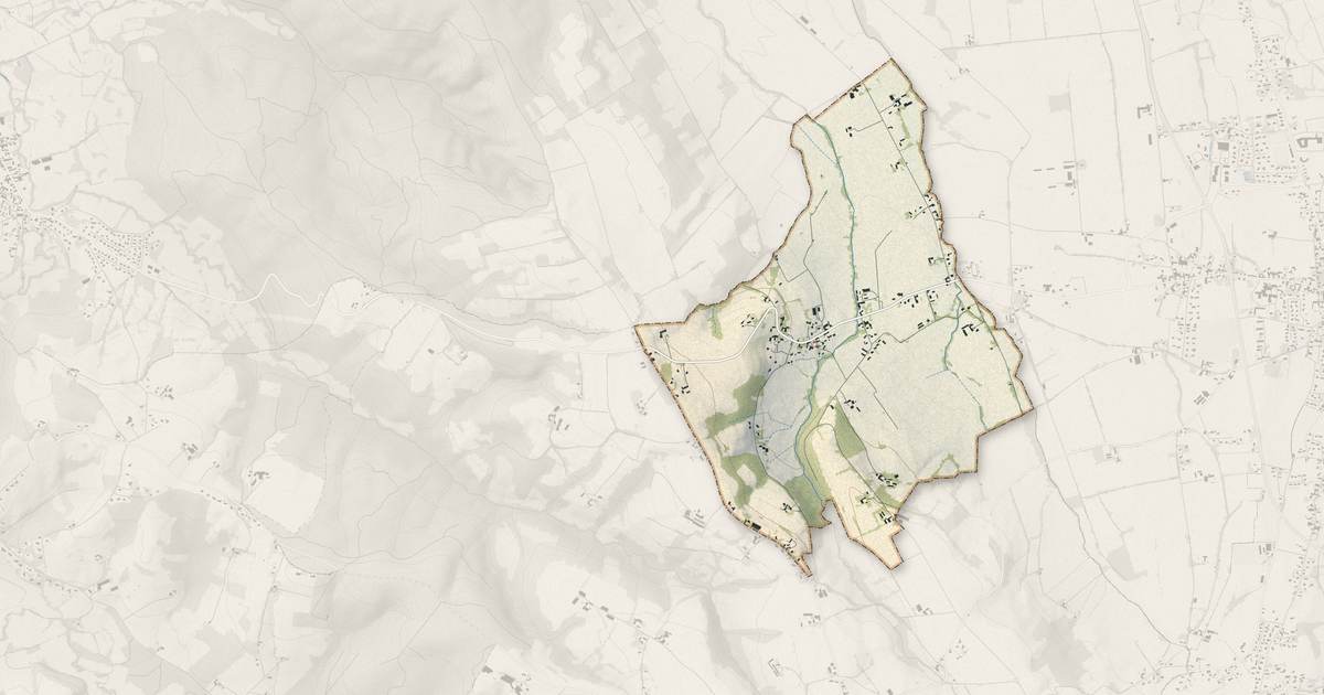 Portrait cartographique de Labatmale : relief, eau, forêts, bâti et voies, calculés à partir des données de l'IGN