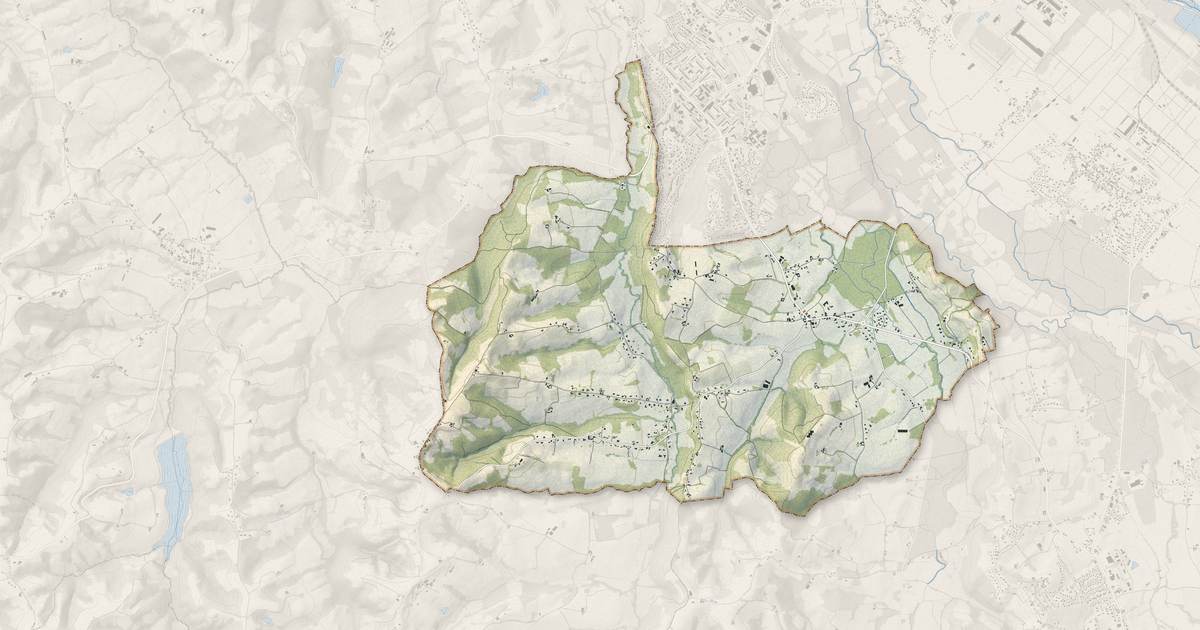 Portrait cartographique de Lahourcade : relief, eau, forêts, bâti et voies, calculés à partir des données de l'IGN