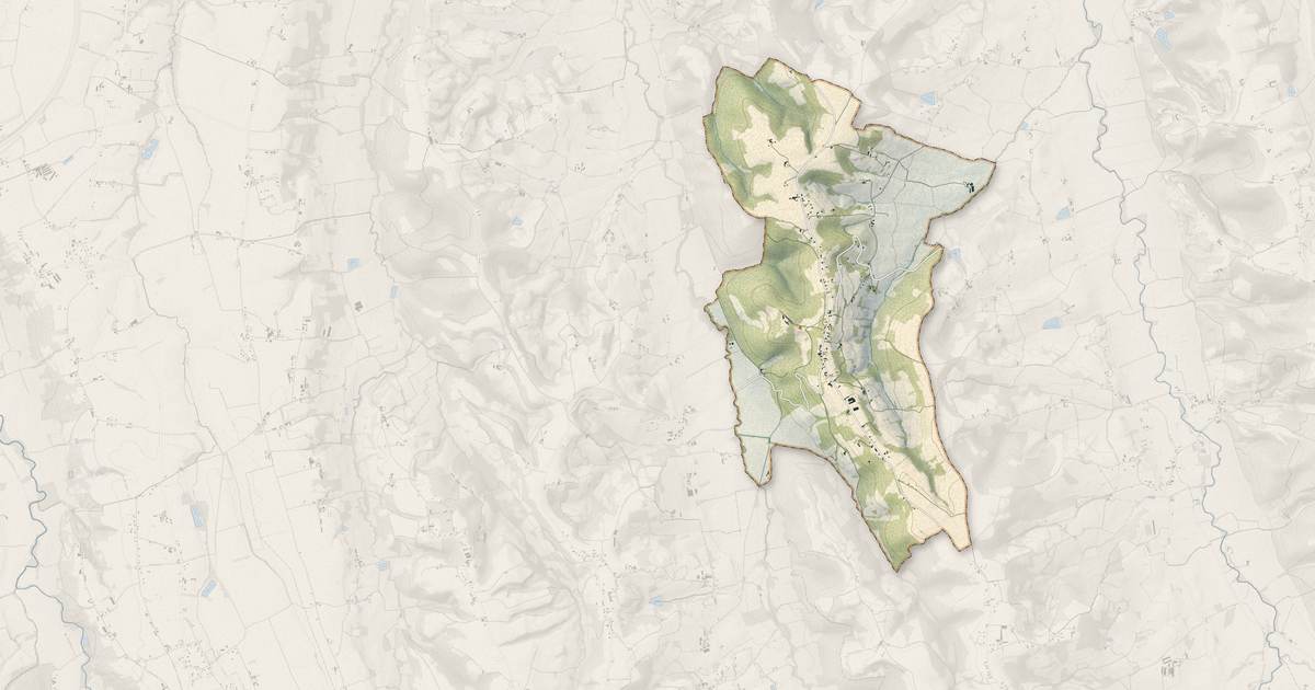 Portrait cartographique de Lalongue : relief, eau, forêts, bâti et voies, calculés à partir des données de l'IGN