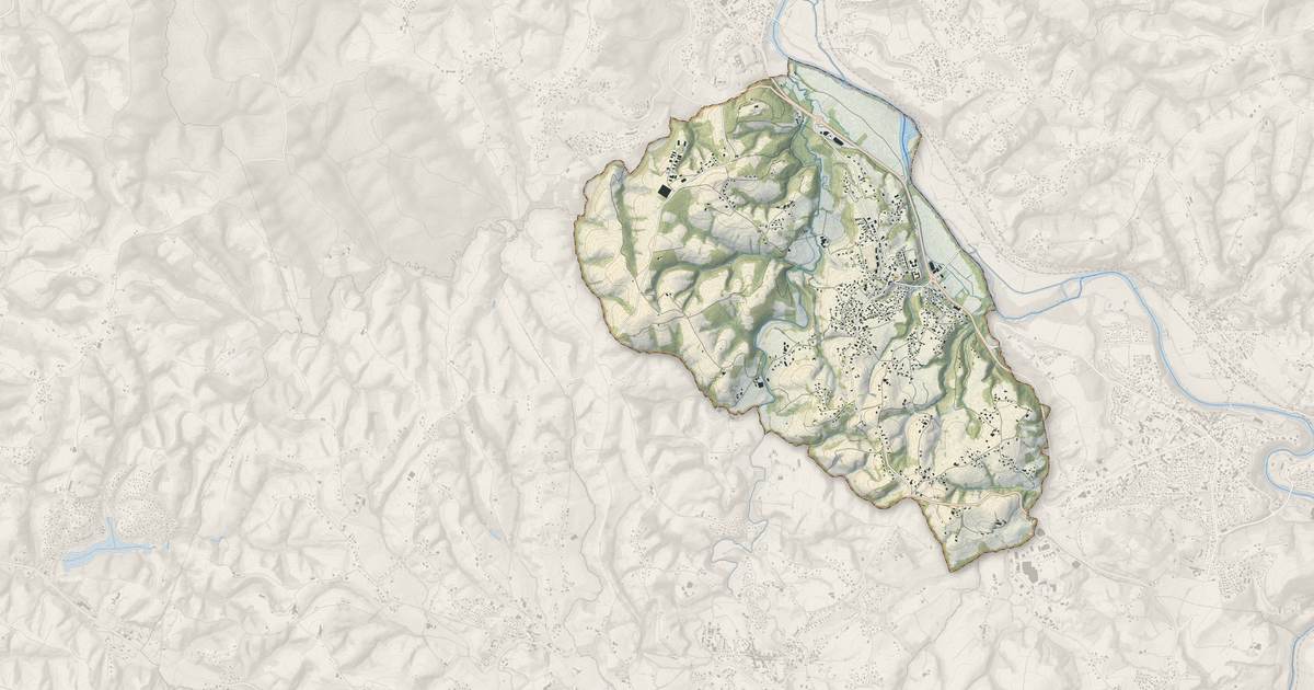 Portrait cartographique de Larressore : relief, eau, forêts, bâti et voies, calculés à partir des données de l'IGN