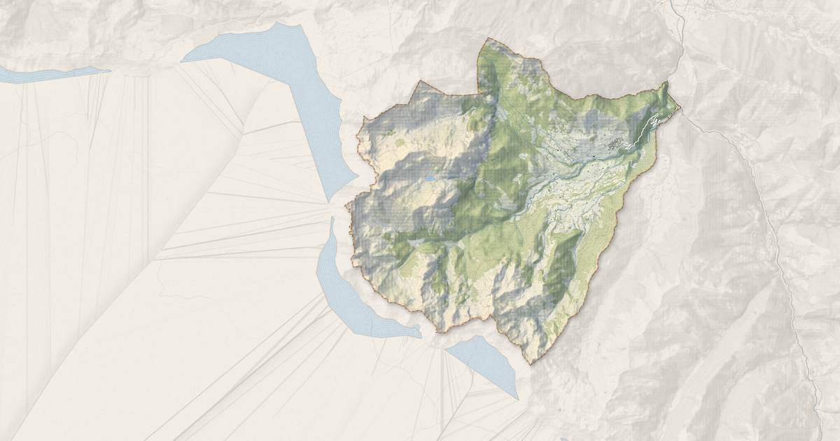 Portrait cartographique de Lescun : relief, eau, forêts, bâti et voies, calculés à partir des données de l'IGN