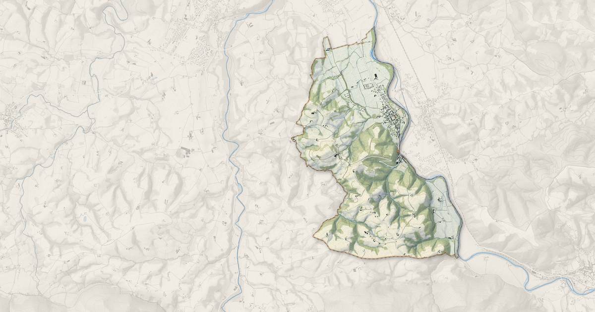 Portrait cartographique de Lestelle-Bétharram : relief, eau, forêts, bâti et voies, calculés à partir des données de l'IGN