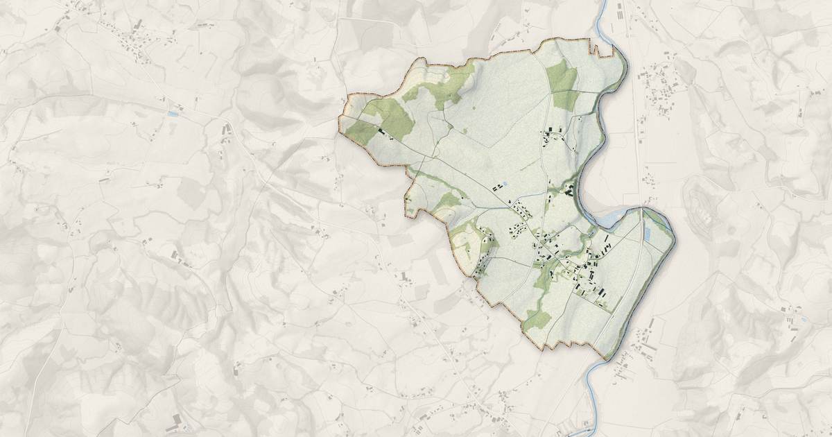 Portrait cartographique de Lichos : relief, eau, forêts, bâti et voies, calculés à partir des données de l'IGN