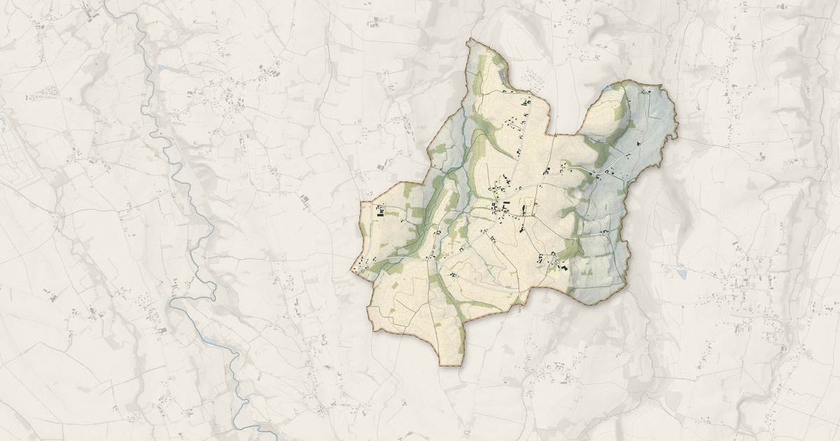 Portrait cartographique de Lombia : relief, eau, forêts, bâti et voies, calculés à partir des données de l'IGN