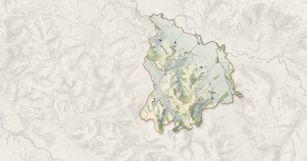 Portrait cartographique de Louvigny : relief, eau, forêts, bâti et voies, calculés à partir des données de l'IGN