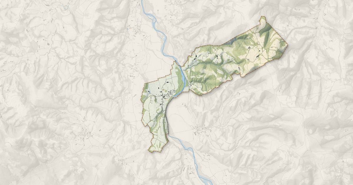 Portrait cartographique de Menditte : relief, eau, forêts, bâti et voies, calculés à partir des données de l'IGN