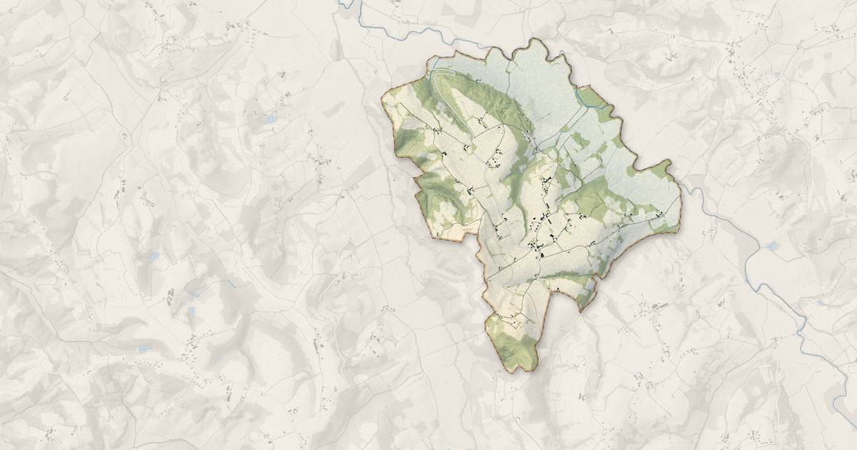 Portrait cartographique de Mialos : relief, eau, forêts, bâti et voies, calculés à partir des données de l'IGN