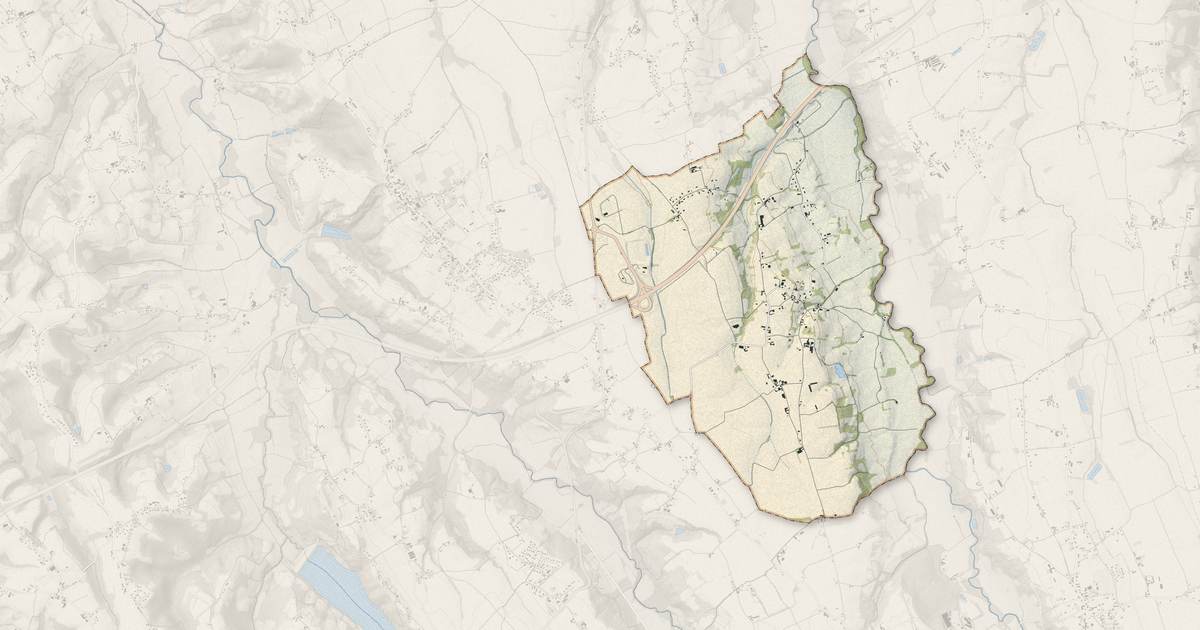 Portrait cartographique de Miossens-Lanusse : relief, eau, forêts, bâti et voies, calculés à partir des données de l'IGN