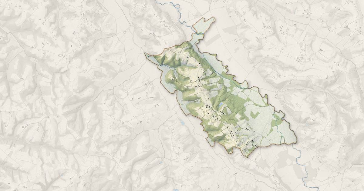 Portrait cartographique de Montagut : relief, eau, forêts, bâti et voies, calculés à partir des données de l'IGN