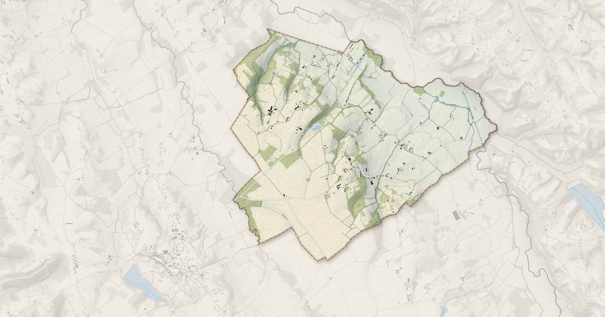 Portrait cartographique de Poursiugues-Boucoue : relief, eau, forêts, bâti et voies, calculés à partir des données de l'IGN