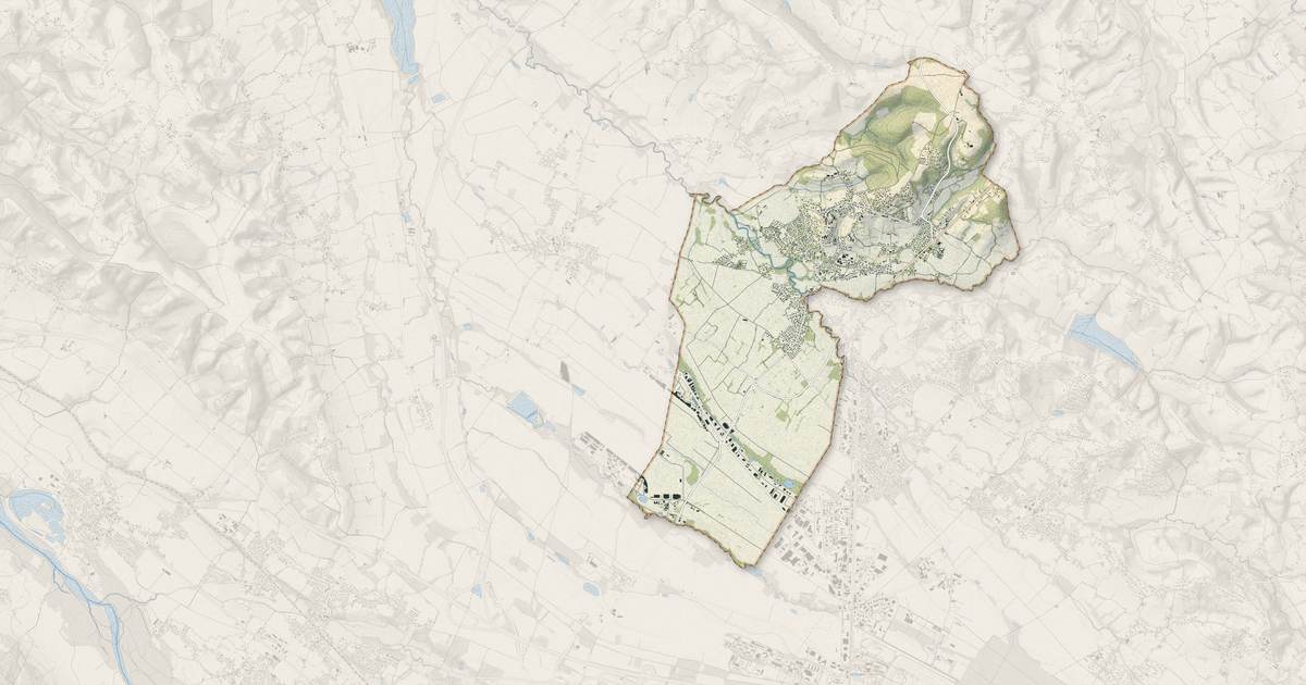 Portrait cartographique de Sauvagnon : relief, eau, forêts, bâti et voies, calculés à partir des données de l'IGN