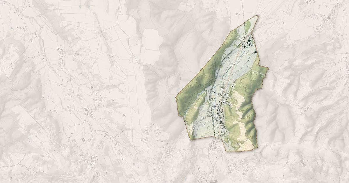 Portrait cartographique de Adé : relief, eau, forêts, bâti et voies, calculés à partir des données de l'IGN