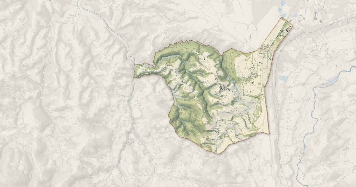 Portrait cartographique de Avezac-Prat-Lahitte : relief, eau, forêts, bâti et voies, calculés à partir des données de l'IGN