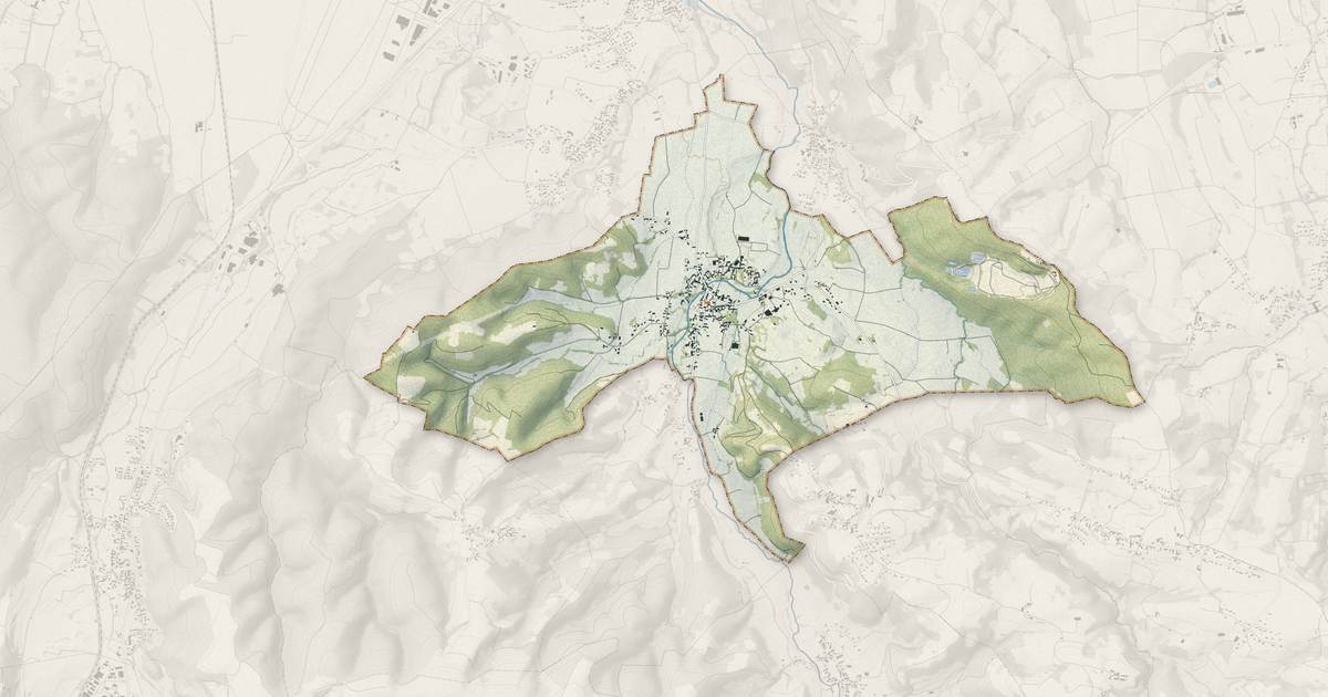 Portrait cartographique de Bénac : relief, eau, forêts, bâti et voies, calculés à partir des données de l'IGN