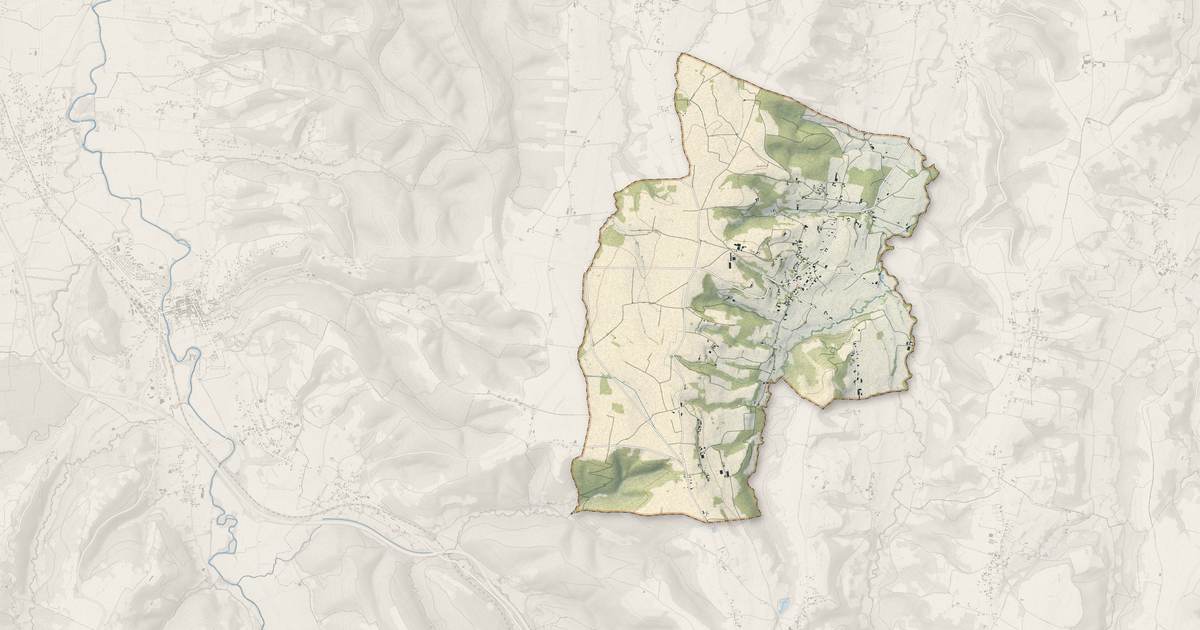 Portrait cartographique de Burg : relief, eau, forêts, bâti et voies, calculés à partir des données de l'IGN