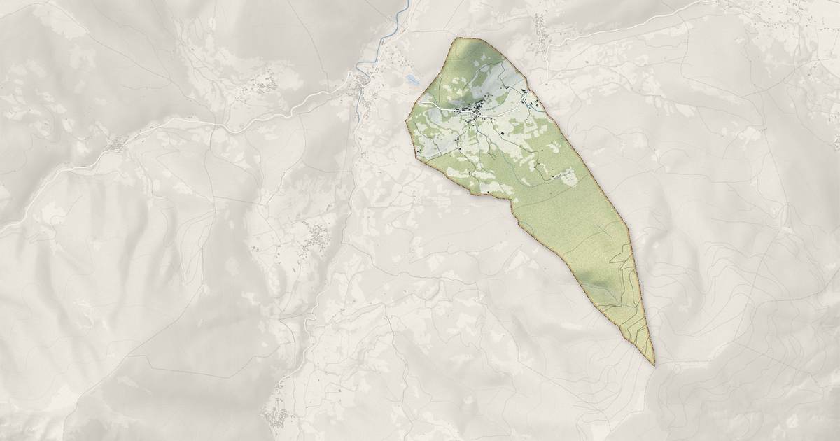 Portrait cartographique de Cazarilh : relief, eau, forêts, bâti et voies, calculés à partir des données de l'IGN