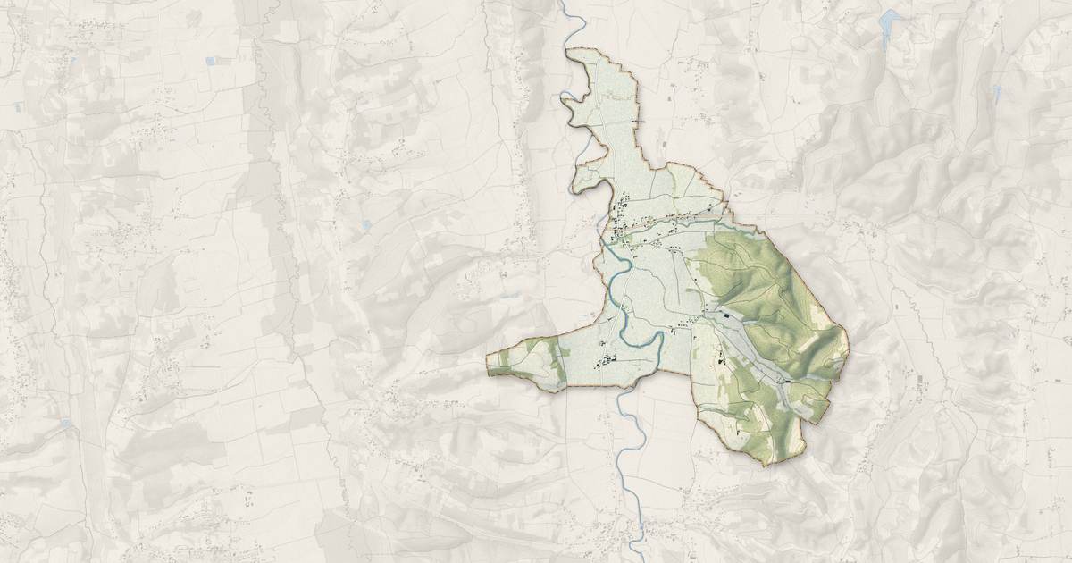 Portrait cartographique de Chelle-Debat : relief, eau, forêts, bâti et voies, calculés à partir des données de l'IGN