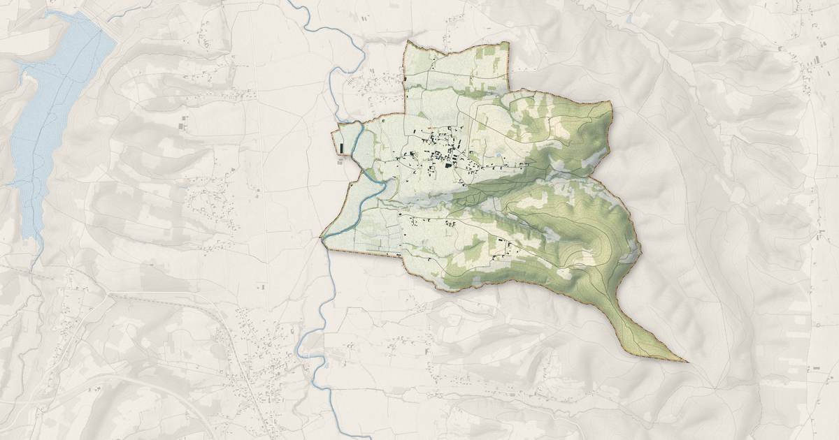 Portrait cartographique de Clarac : relief, eau, forêts, bâti et voies, calculés à partir des données de l'IGN