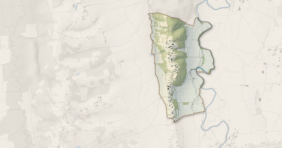 Portrait cartographique de Jacque : relief, eau, forêts, bâti et voies, calculés à partir des données de l'IGN