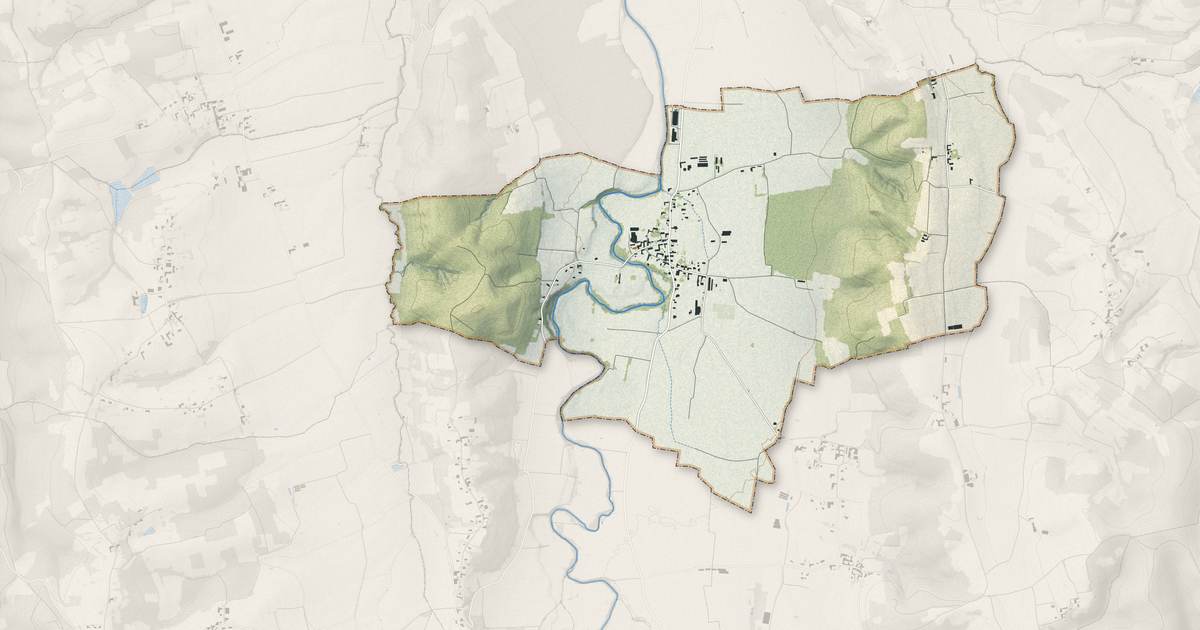 Portrait cartographique de Laméac : relief, eau, forêts, bâti et voies, calculés à partir des données de l'IGN